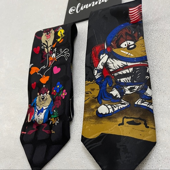 Looney Tunes Set of 2 Black Looney Tunes Ties - Picture 3 of 9